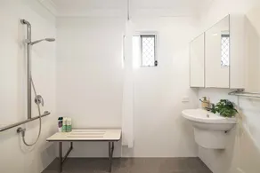 Smart Suites Self Check-in Apartments - N Freney - Image 4