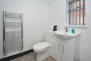 Superior-Habitacion Doble-Baño compartido-With TV - Image 3