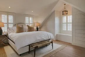 Luxurious Harbor View “Cynthia” cottage. Walk & bike to everything! - Image 3