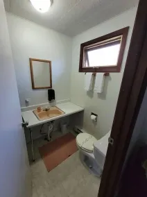 Rustic Hook Lodge, Steelhead Suite - Image 2