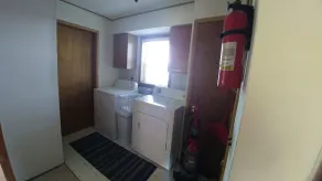 Exquisite Cabin on Beautiful Long Lake - Image 2