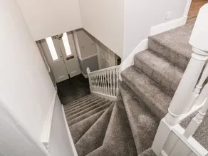 IVY BANK, pet friendly, luxury holiday cottage in Thornhill - Image 2