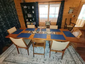 Large Secluded Cabin on the Lake - Now booking 2+ night stays - Image 5