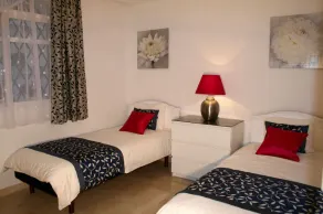 5* Puerto Banus Triplex, panoramic views, 3 pools, WIFI, near beaches & golf - Image 5