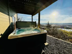 Eagles Landing Sleeps 15 HOT TUB - Image 3
