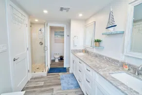 Elegant Marco Island 3BR Beachfront Condo - Stunning Gulf Views, Walk to Dining - Image 3