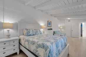 4BR Beach Pool-Home | Dock & Steps from the Beach! - Image 4