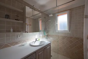 Très beau chalet, avec vue Mont-Blanc, vue sur les montagnes, sauna privé & Wi-Fi - Image 4