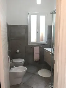 POOL MIT WHIRLPOOL in der P. T. Villa, nur wenige Minuten von der Stadt und dem Meer entfernt - Image 3