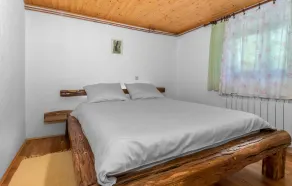 Beautiful home in Breze with WiFi - Image 4