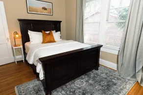 Cheerful Pet-Friendly 2BR Cottage | Near Capitol - Image 5