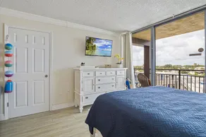 Aloha Hibiscus Room,Sunset Views w/ Balcony #442 - Image 3