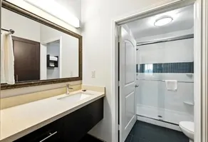 Relux at Westchase - Image 3