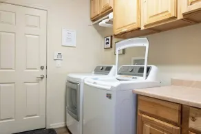 Clean Vegas area with HEATED salt pool & hot tub, PRIVATE Luxury  5 Star Reviews - Image 2