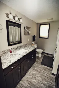 Bella 5 camere da letto, 3 bagni Lake Home - Image 3