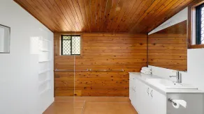 38 Pacific Terrace, Coolum Beach, Linge inclus, 500 BOND - Image 3