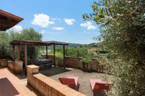 Landhaus in Cecina mit 2 Schlafzimmern 4 Schlafplätzen - Image 3