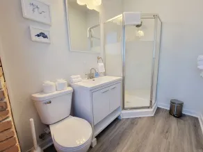 Stay Lincoln Park 1 | Craft District Condo - Image 3