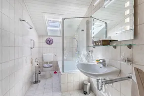 Comfortable and lovely one-room apartment with balcony, mountain view and Wi-Fi - Image 2