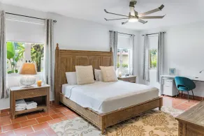 Paradise Villas & Vacations - Image 5
