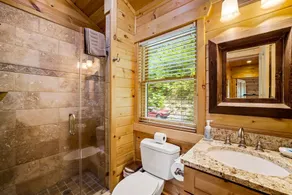 Eagle Nest Lodge Hot Tubs & Mountain Views - Image 4