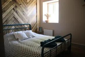 Le Vieil Home, au pied de la cité médiévale - Image 5