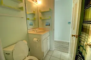 Erleben Sie Komfort in diesem 4-Schlafzimmer-Haus im schönen Topsail Beach, NC. - Image 2