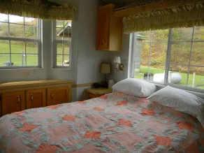 Private Cabin On 40+ Acres. Pets Allowed - Image 4