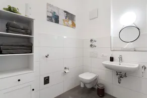 Apartment '4' with Balcony and Wi-Fi - Image 2