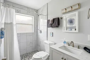 Book NOW to enjoy WATERFRONT views in Indian Rocks Beach intracoastal in this comfortable, renovated 2/1 waterfront condo!  Enjoy the intracoastal in your backyard!  Just a 3 minute WALK to the beach!  Bring your boat!  We provide the paddle boards! - Image 2