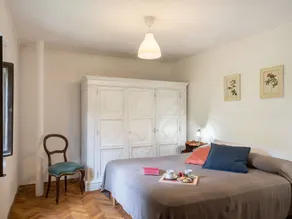 Smuk lejlighed i villa for 20 personer med WIFI, privat pool, TV, terrasse og kæledyr tilladt - Image 5