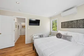 Chic East Quogue Retreat with Heated Pool near Bay and Ocean - Image 4