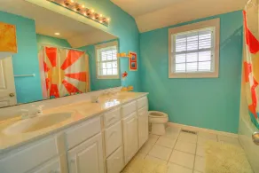 Erleben Sie Komfort in diesem 4-Schlafzimmer-Haus im schönen Topsail Beach, NC. - Image 3