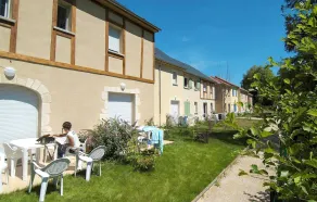 Studio à Montignac | Linge de Lit Inclus + Accès Piscine! - Image 5