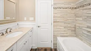 Newly built ranch, beautifully landscaped with pool, large yard, patio,... - Image 5