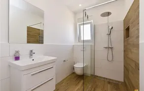 Gorgeous Home In Peroj - Image 2