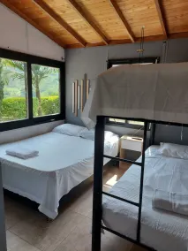Extraordinary Cabin well located with Jacuzzi Spa, for 6 people in El Peñol. - Image 4
