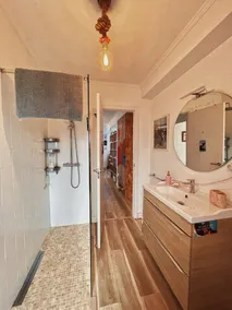 House with sea views in Valdoviño - Image 3