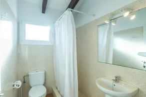 Peaceful location and with pool - Villa Mariola - Image 3