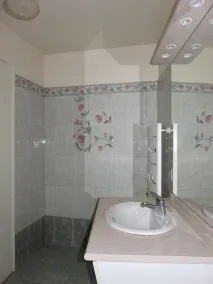 Mølle, privat ø, opvarmet pool fra maj til oktober under slottet - Image 4