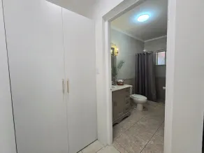 2- Bedroom vacation apartment Aruba, pool,  walking distance to Eagle Beach! - Image 2