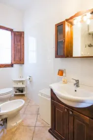 Villa mit 2 geräumigen Apartments für 2 x 7 Personen und Pool in der Nähe von Pisa und dem Meer - Image 2