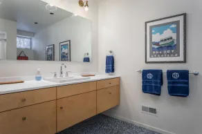 Modern Leland Cottage on North Lake Leelanau Lakefront 3 bed 4 bath - Image 3