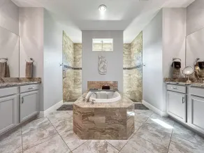 Luxury Waterfront Home With Heated Pool & Hot Tub - Image 5
