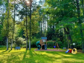 Log Haven Cabin, Gore Skiing, Pool/AC/Fireplace, Steps to Loon Lake - Image 2