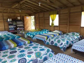 Log cabin in nature - Image 3