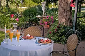Cozy Rose Inn i det østlige Wa. Vin land ..Middle af Yakima Valleyy - Image 2