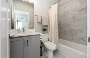 Ultimate Downtown Charlotte Oasis, 10 Guests - Image 5