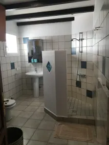 Luksusvilla til op til 10 gæster med pool og stor privat have. - Image 3