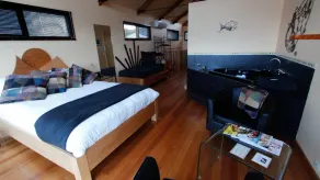 Ocean Inlet Romantic Holiday Accommodation - Image 4